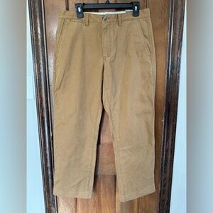 NWT Men’s Eddie Bauer classic|straight Chino 34/30